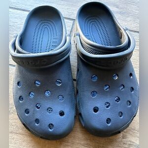Men’s crocs